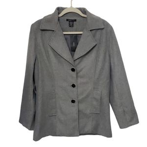 Robert Louis New Gray Coatโ Size Medium
